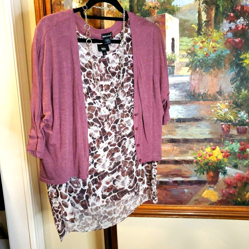 🥰3☆$25 2pcs cute pink Wet Seal Cardigan - Picture 1 of 8